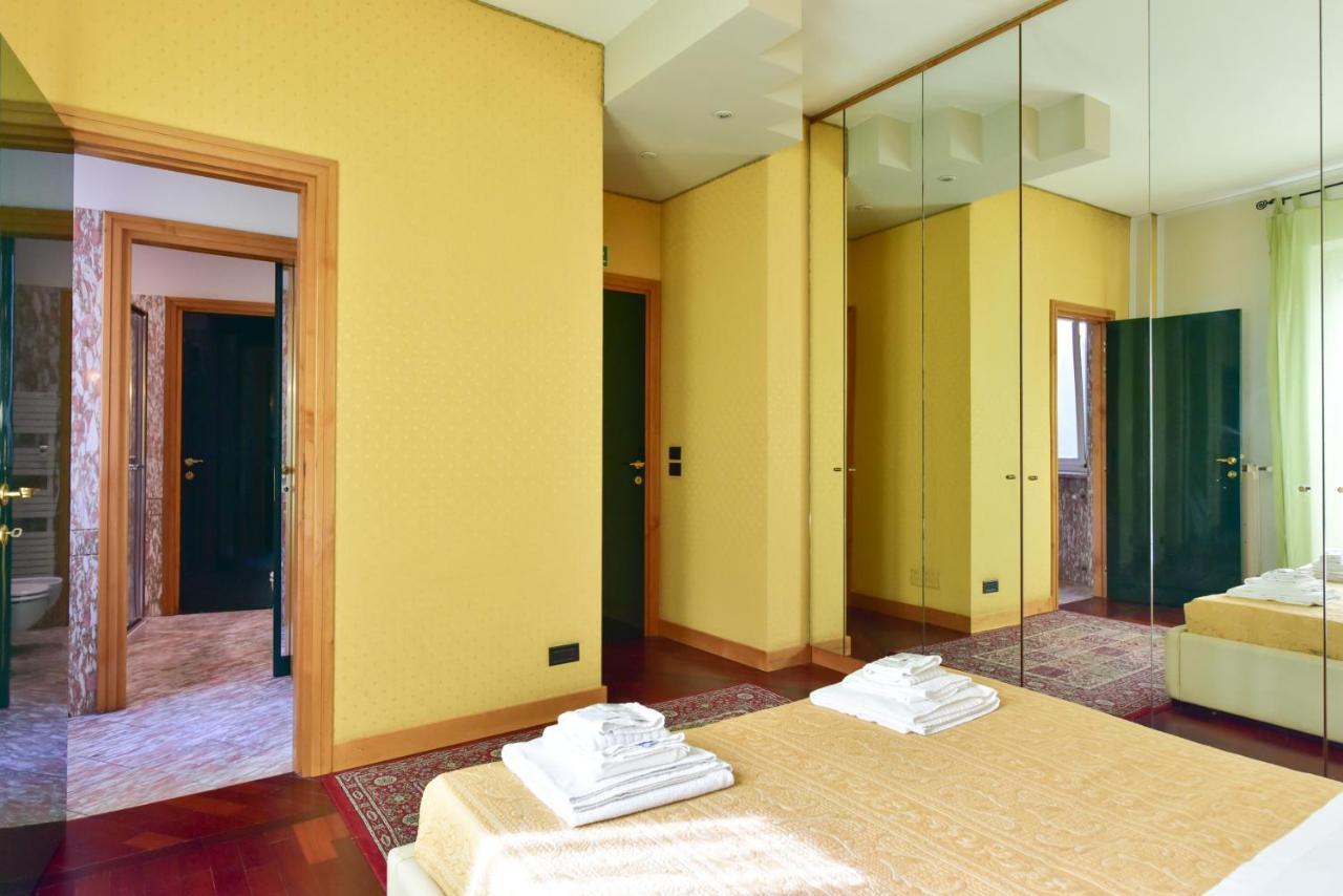 Elegant & Cozy Apartment In The Heart Of Рим Экстерьер фото