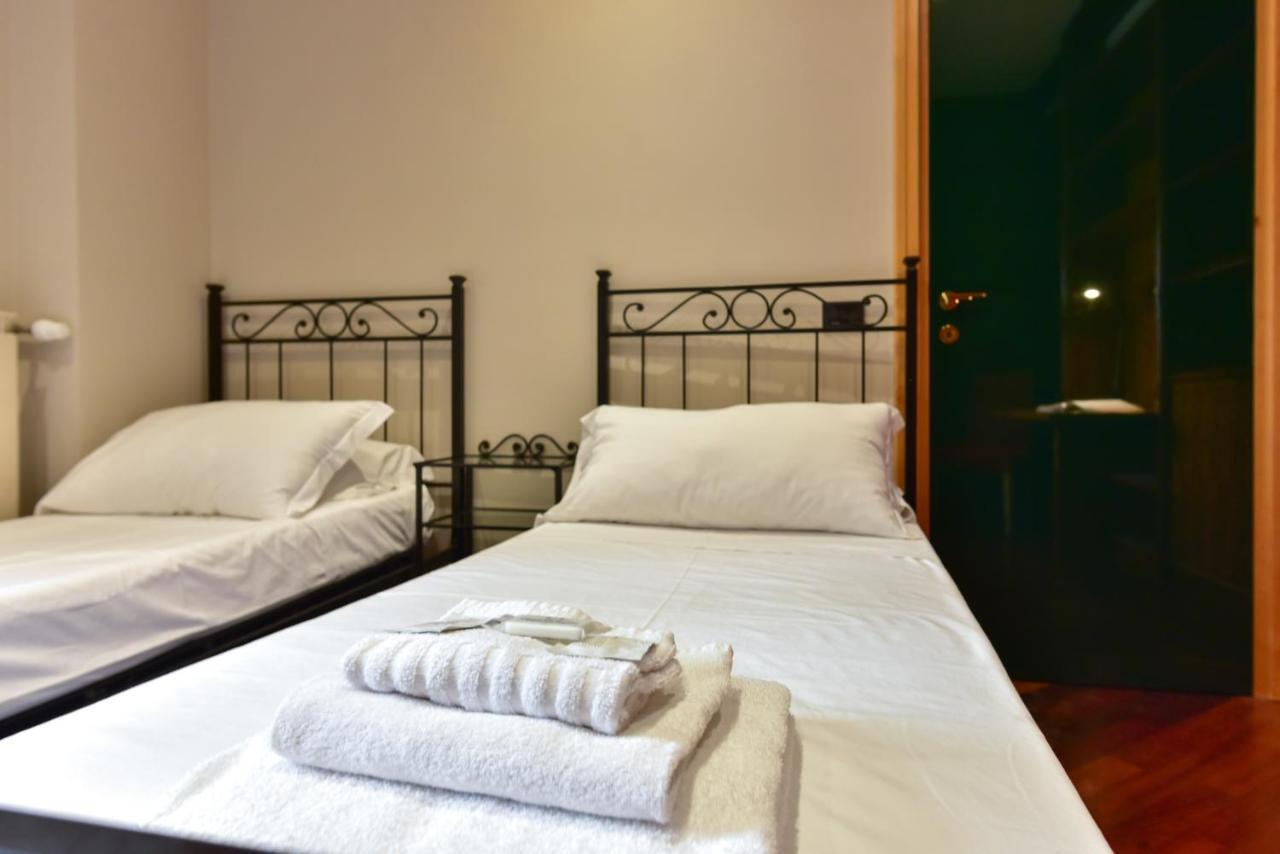 Elegant & Cozy Apartment In The Heart Of Рим Экстерьер фото